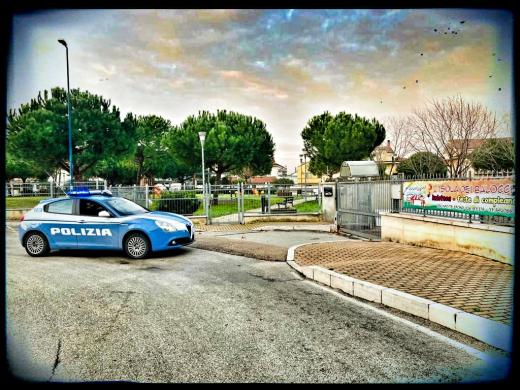 PESCARA: Denunciato dalla Polizia di Stato per spaccio in un parco pubblico