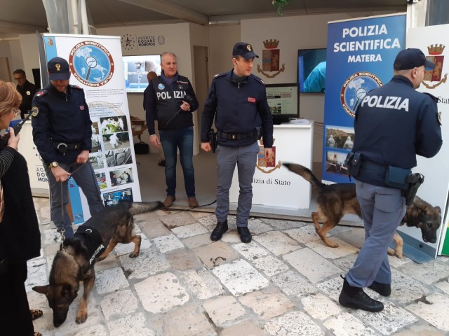 Al Villaggio Coldiretti anche uno stand della Polizia e i cani poliziotto