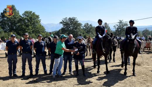 "Amatrice a cavallo". Gli organizzatori ringraziano la Polizia di Stato per i soccorsi post terremoto.