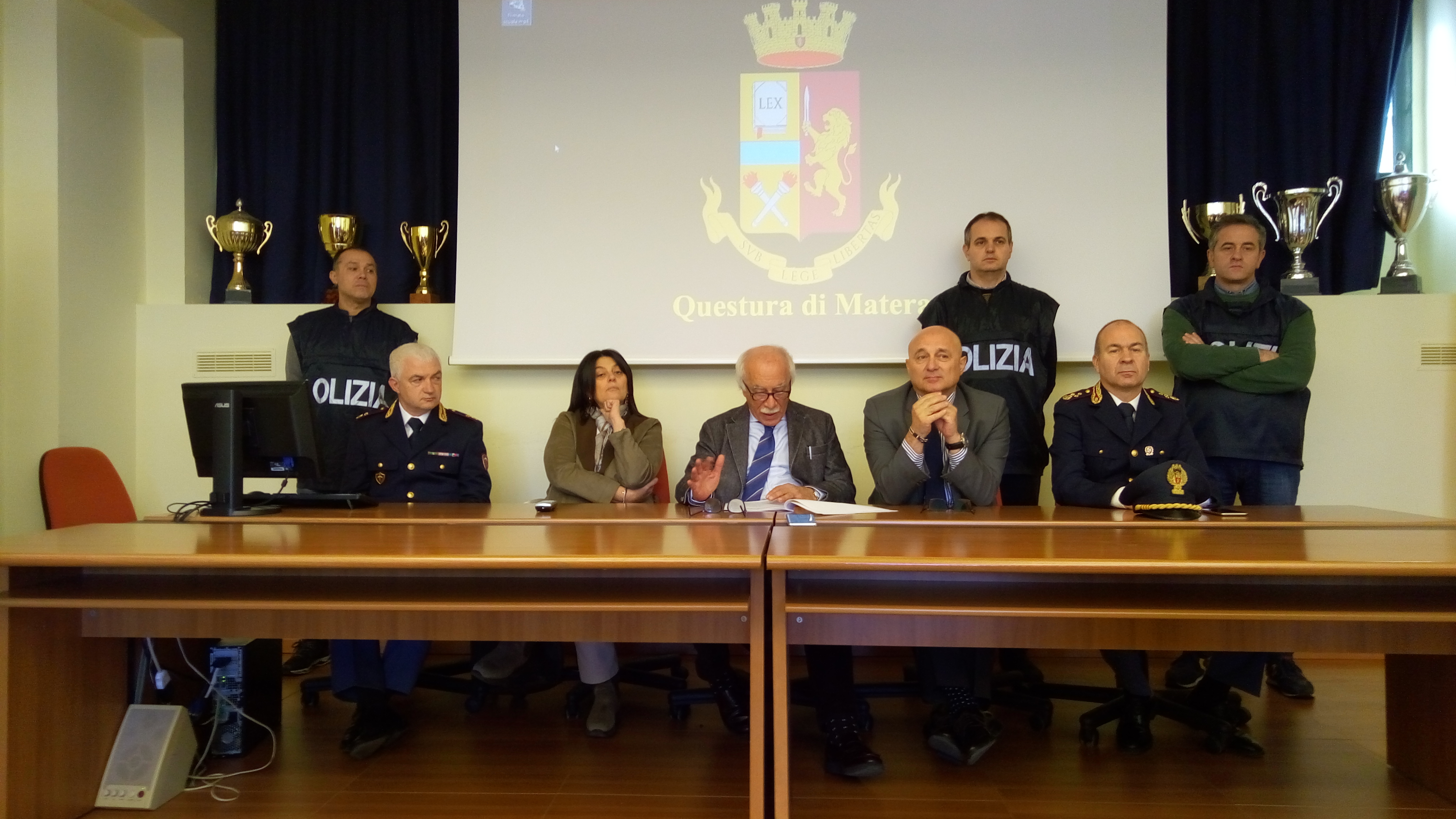Conferenza stampa in Questura con Questore Liguori e Procuratore Capo Argentino