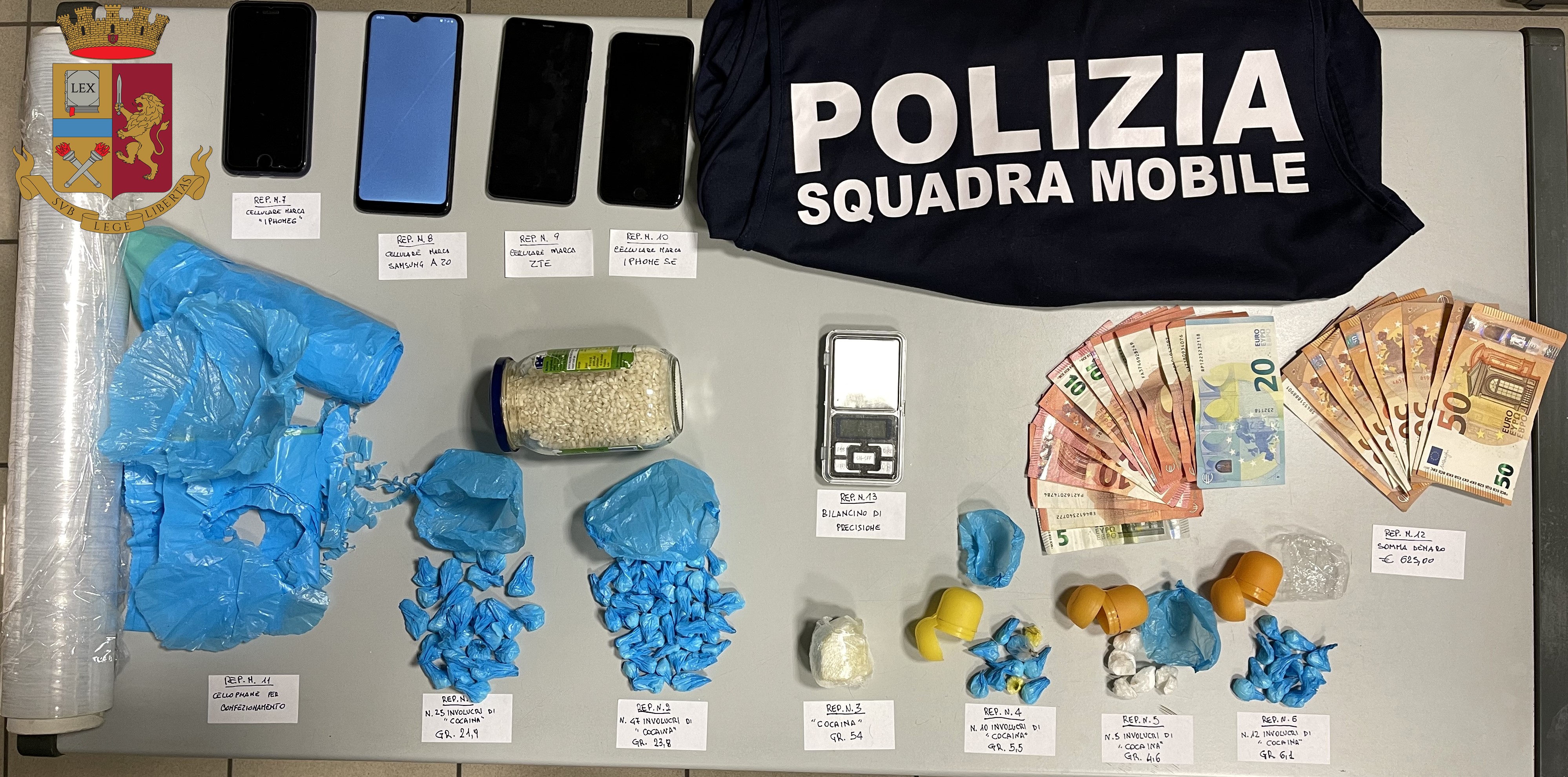 Questura di Cremona: Due arresti della Squadra Mobile per detenzione di sostanze stupefacenti