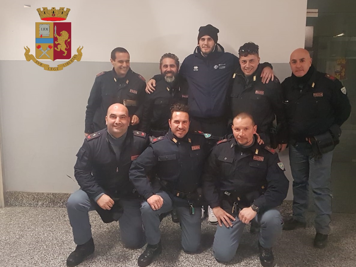 Polizia di Stato individua e riconsegna smartphone di Marco Ceron, giocatore della Germani Brescia
