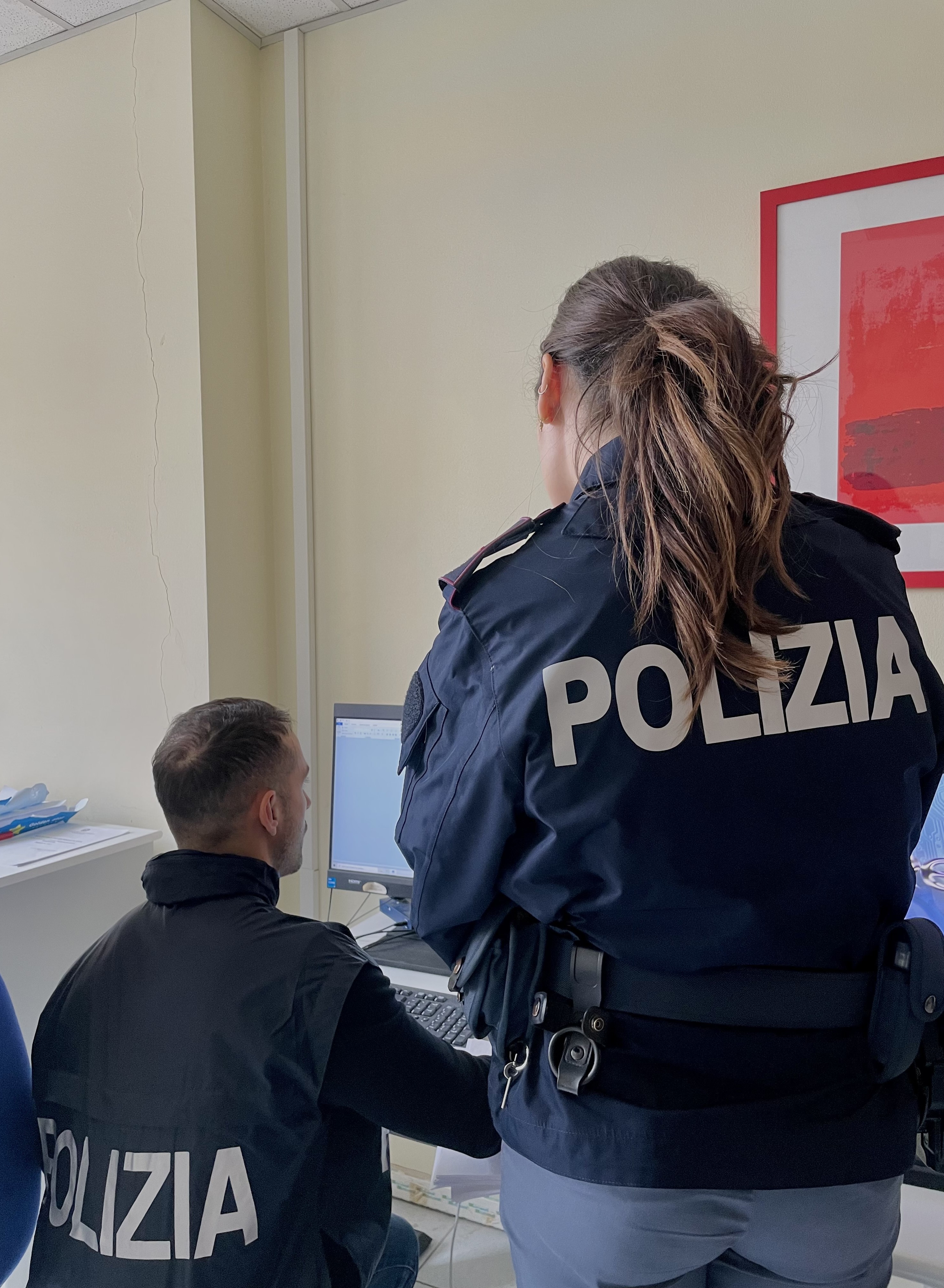 POLIZIA DI STATO RICONSEGNA 40.000 EURO AD ANZIANA TRUFFATA