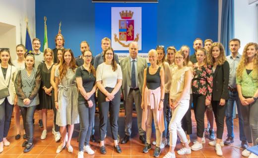23 giovani magistrati austriaci in visita alla Questura