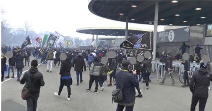 Milano, aggressione con calci e pugni prima del derby Milan-Inter: la Polizia di Stato indaga 5 tifosi