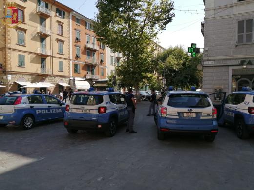 La Spezia denunciati due uomini nel corso di controlli in centro
