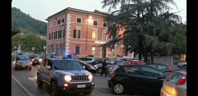 Carrara indagine Polizia di Stato
