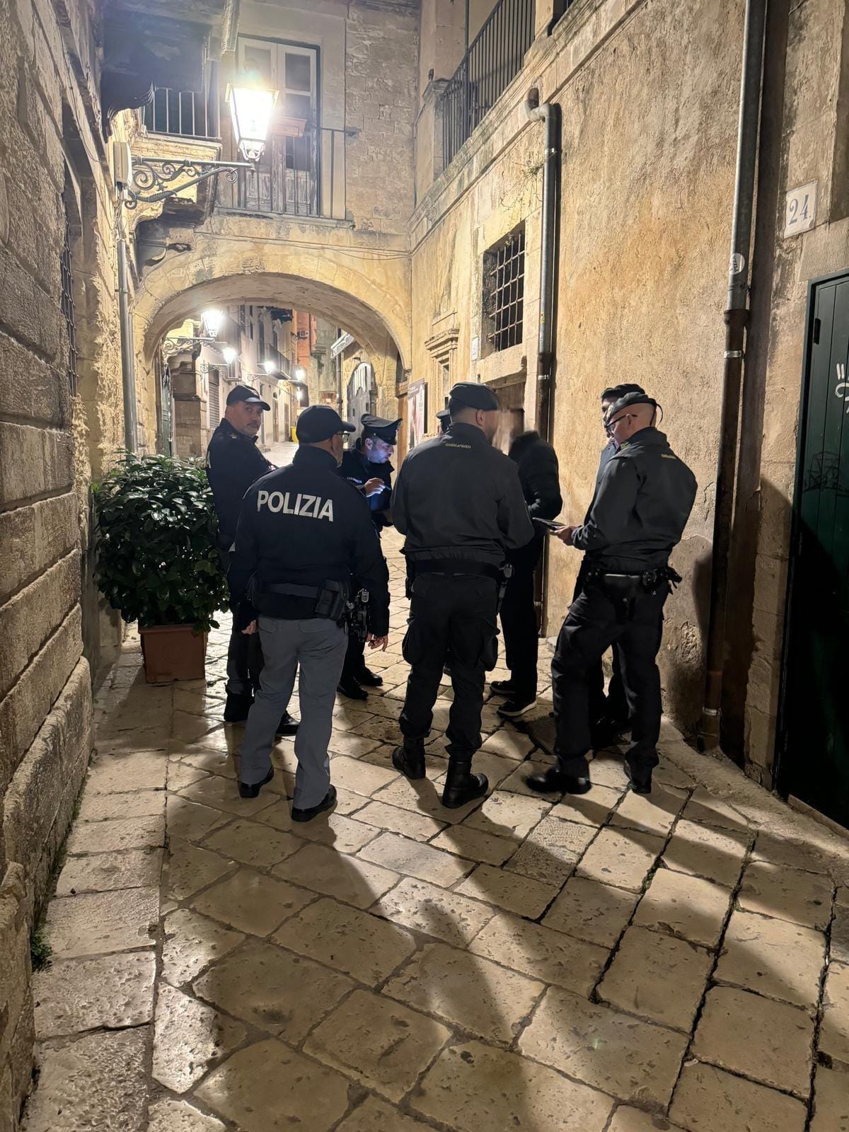 MODICA: INTENSIFICAZIONE DEI SERVIZI DI CONTROLLO STRAORDINARIO DEL TERRITORIO E SERVIZI INTERFORZE