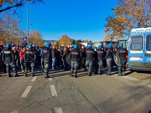 Questore di Ascoli Piceno denuncia ed emette 5 DASPO nei confronti di ultras della Samb