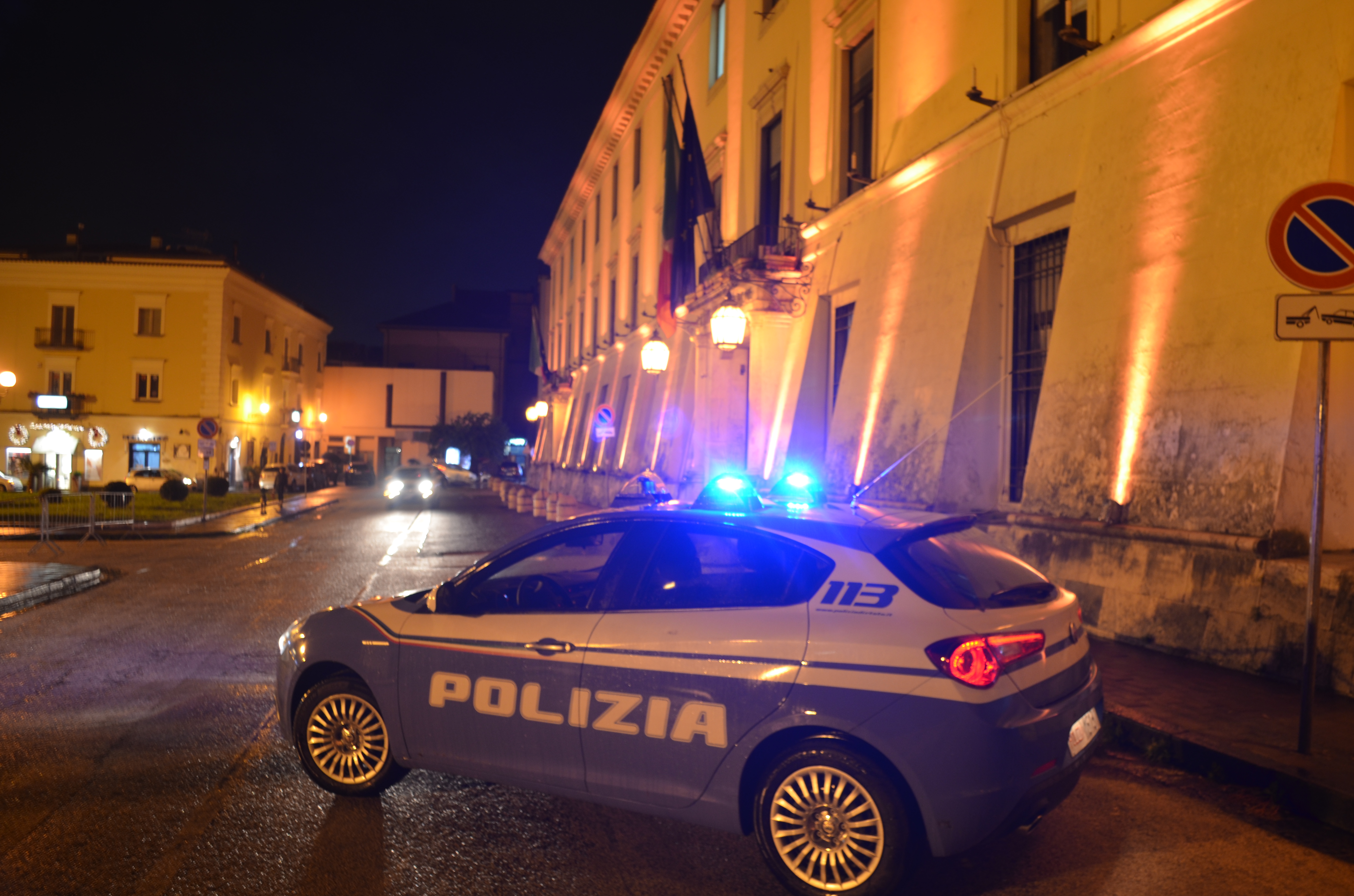Spaccio di droga in occasione delle serate di movida di Caserta, arrestato dalla Polizia di Stato