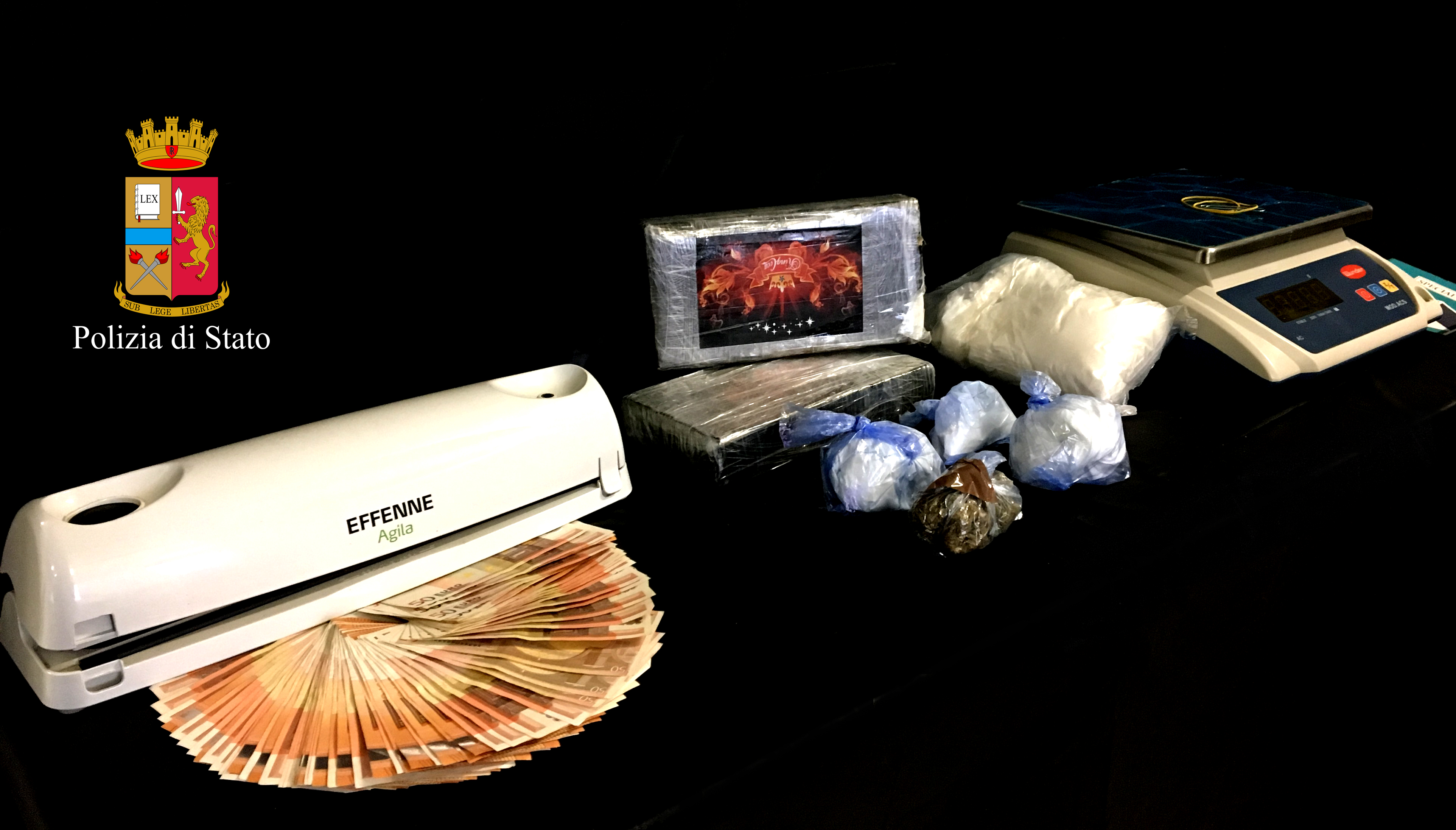 Polizia di Stato: arrestati due Albanesi con 3 kg di cocaina nascosti in piccionaia