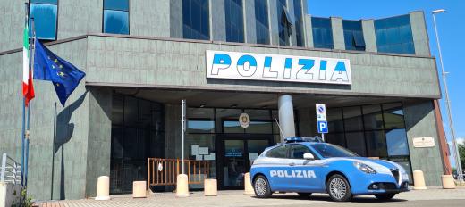 Danneggiamento, minaccia, violenza e resistenza a P.U.: un arresto della Polizia di Stato di Sassuolo