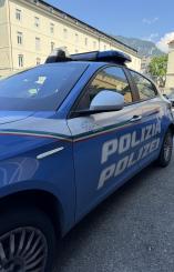 Maltrattamenti in famiglia - Viola il divieto di avvicinamento alla madre. La Polizia  arresta  55enne bolzanina.