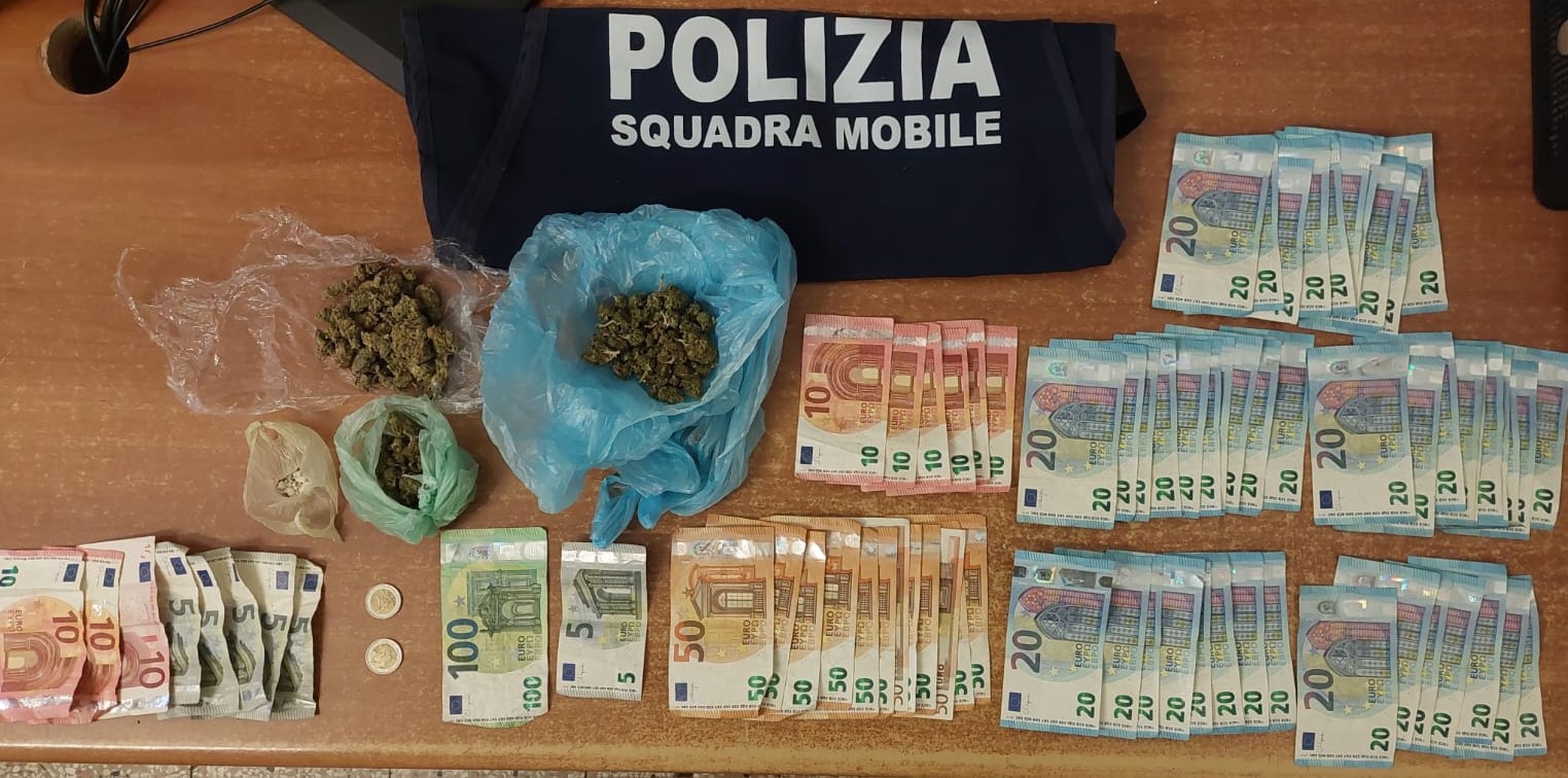 DROGA AL DETTAGLIO NEL QUARTIERE SAN BERILLO, ARRESTATO DALLA POLIZIA DI STATO PUSHER DI 22 ANNI CON CRACK E MARIJUANA