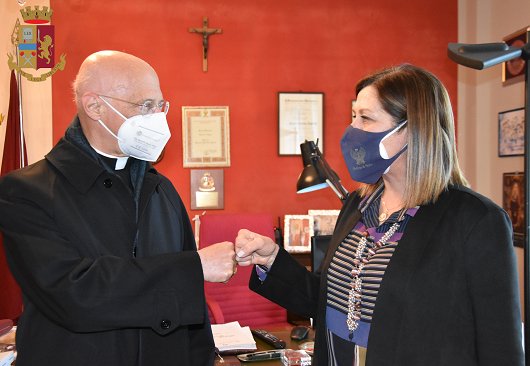 Questura di Ragusa: Visita di S.E. R.ma Cardinale Angelo BAGNASCO alla Polizia di Stato.