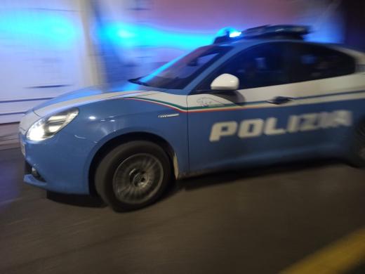 Braccialetto elettronico, tenta di avvicinarsi all’ex compagna, arrestato dalla Polizia di Stato.