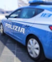 Scampia: sorpreso con la droga. La Polizia di Stato arresta un 23enne napoletano.