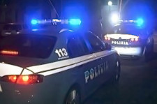 La Polizia blocca un “topo di appartamento” mentre rovistava in un appartamento a Pozzuoli