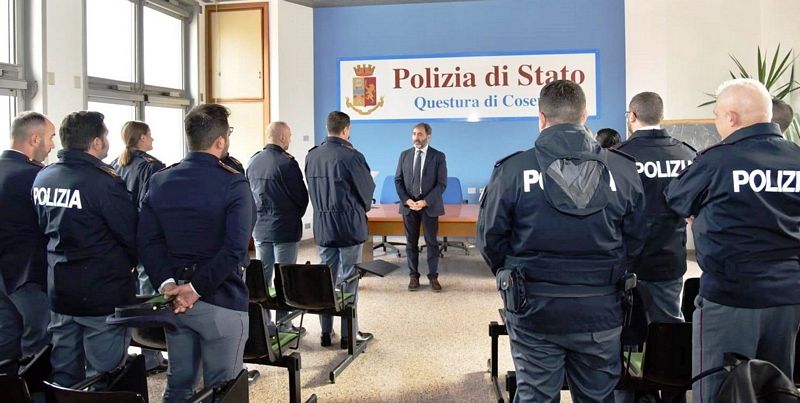 Polizia di Stato  Cosenza : Il Questore da il  benvenuto a diciotto  Agenti della Polizia di Stato