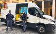 Milano, ruba un furgone con i pacchi del corriere: arrestato dalla Polizia
