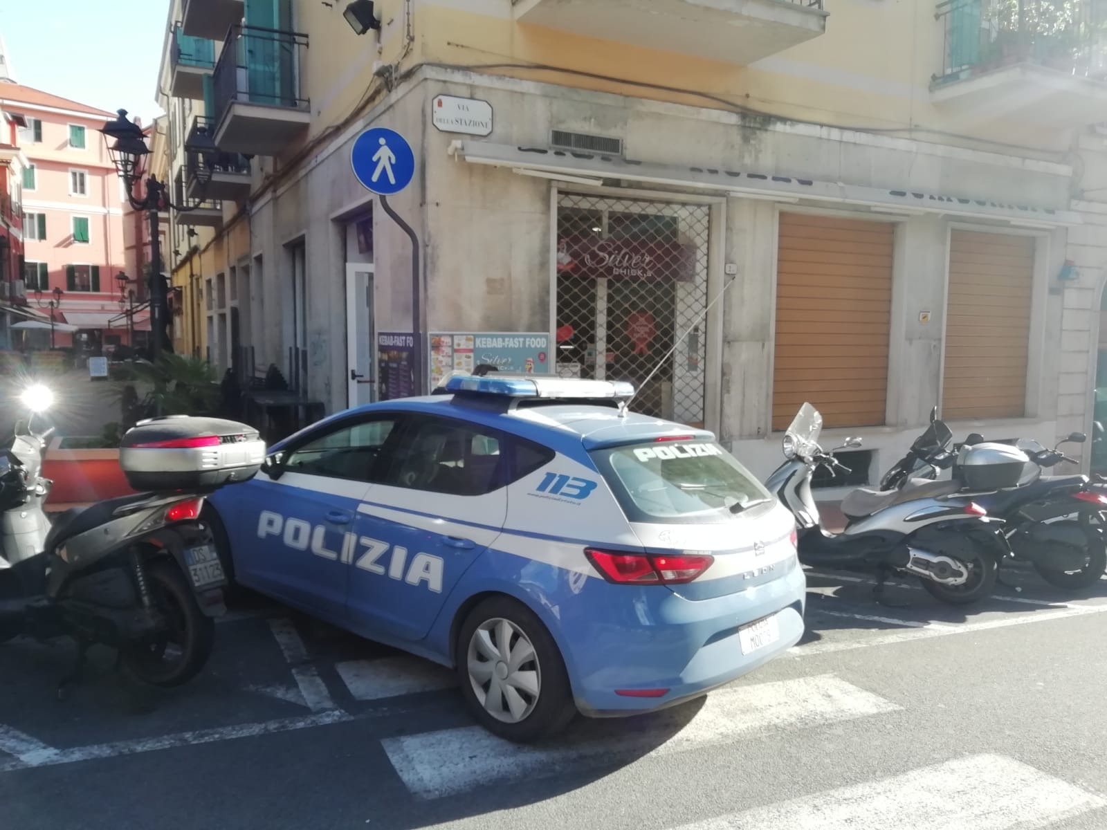 Ventimiglia. La Polizia di Stato sospende la licenza del fast food Pizzeria Kebab “SILVER CHICK,S” a Ventimiglia.