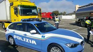 OPERAZIONE “GHOST INSPECTIONS”La Polizia Stradale  e la Guardia di Finanza di Ferrara hanno arrestato per corruzione 2 dipendenti della Motorizzazione Civile e 5 imprenditori.