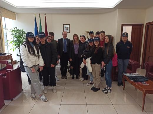 Giornata con gli studenti del Liceo "Alberti"
