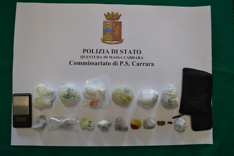 Smantellato sodalizio criminoso dedito allo spaccio di cocaina nelle frazioni di Bonascola e Marina di Carrara