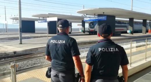 Si denuda sul treno davanti ad una viaggiatrice fermato dalla Polizia Ferroviaria di Fidenza