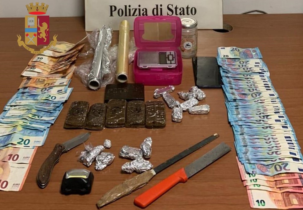 Milano: la Polizia di Stato arresta spacciatore in zona Corvetto.