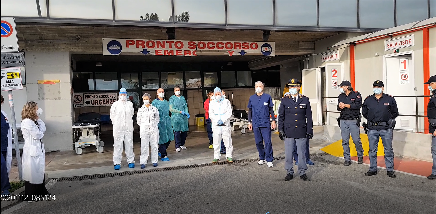 “Noi con Voi”: le Volanti della Polizia di Stato di Terni con l’Ospedale Santa Maria.
