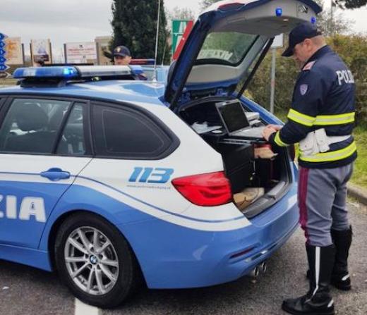 Polizia di Stato: Intensa attività della Polizia Stradale nel fine settimana