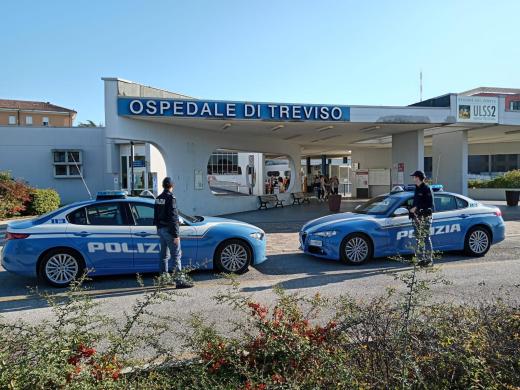 Ventisettenne arrestato per rapina dalle Volanti