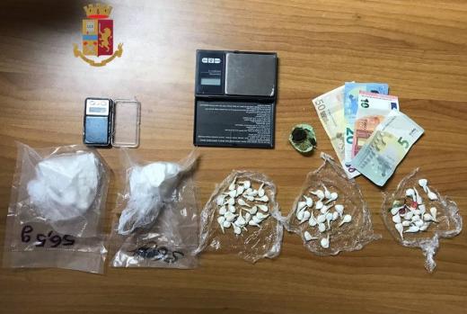 La Polizia di Stato arresta una coppia per presunto spaccio di sostanze stupefacenti