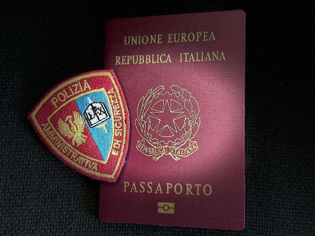 Modulo Rilascio Passaporto Per Minori. - Questura Di Perugia | Polizia ...