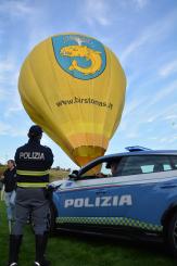 La Lamborghini Urus al Festival internazionale delle mongolfiere.