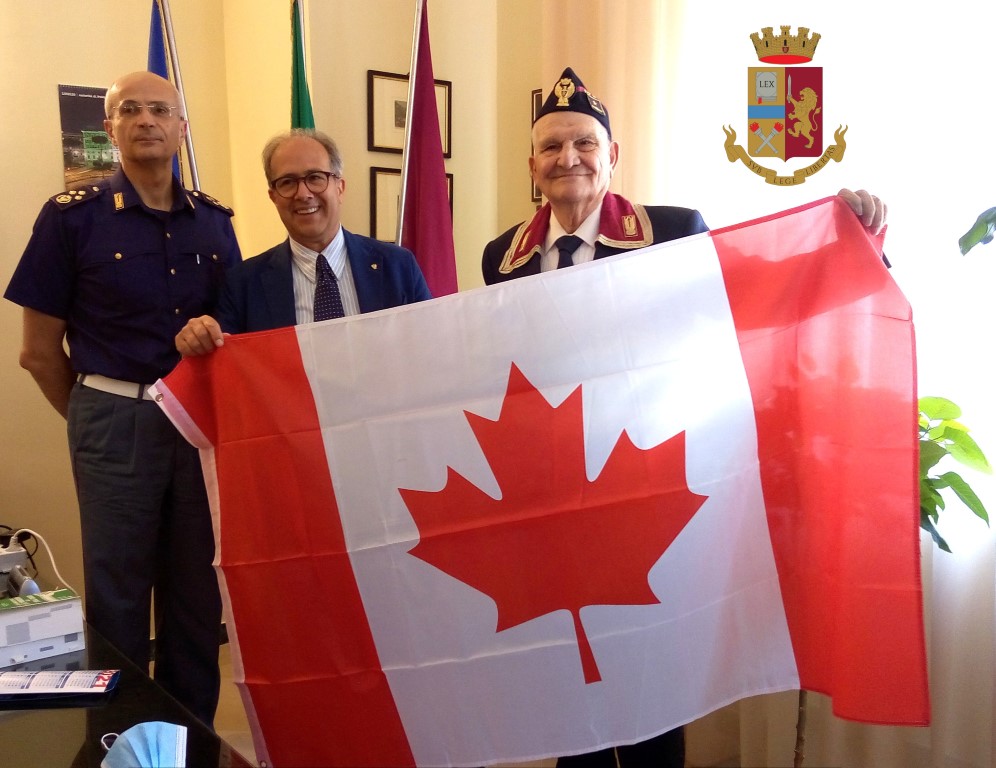 Il presidente della sezione ANPS di Toronto (Canada) a Matera ricevuto dal Questore Eliseo Nicolì