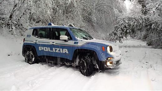 Neve e gelo per l’arrivo di Burian: grande impegno della Polizia di Stato nel fine settimana.