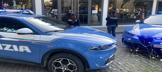 POLIZIA DI STATO DI VENEZIA: ARRESTATA DONNA SOSPETTATA DI RAPINA