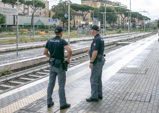 La Polizia di Stato al servizio dei cittadini anche nelle stazioni ferroviarie
