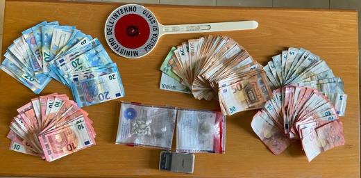 Salerno: spaccio di sostanze stupefacenti: arrestati 2 spacciatori dalla Polizia di Stato