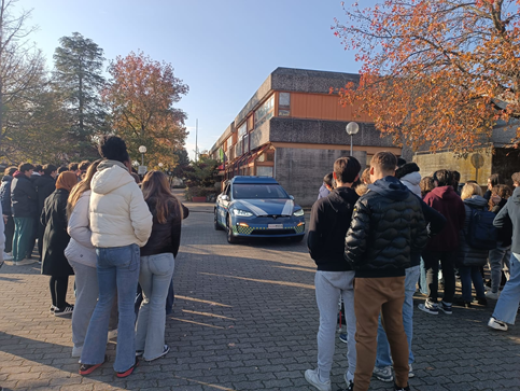 LA POLIZIA STRADALE DI PADOVA RICORDA LE VITTIME DELLA STRADA INCONTRANDO GLI STUDENTI DEL LICEO SCIENTIFICO “GALILEI” DI CASELLE DI SELVAZZANO (PD)