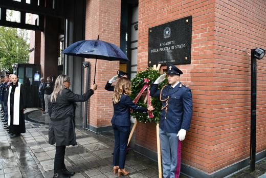 INSEDIAMENTO DEL NUOVO QUESTORE MARRAZZO: OMAGGIO AI CADUTI DELLA POLIZIA DI STATO