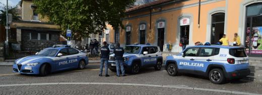 LECCO: CONTROLLI STRAORINARI DELLA POLIZIA DI STATO