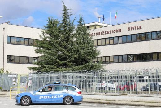 Torino: cinque persone denunciate per aver tentato di ottenere fraudolentemente la patente di guida presso la Motorizzazione di Torino