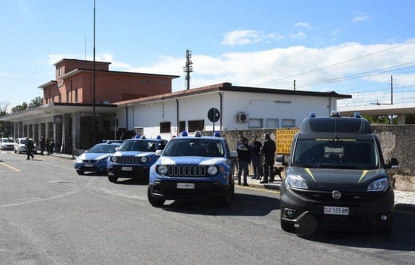 Controlli straordinari di sicurezza in tutta la provincia di Massa Carrara