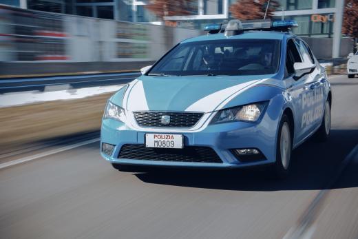 Fahrer entwendet 4 Tonnen Eisen mit dem Firmenlastwagen aus dem Besitz der Autonomen Provinz Bozen.