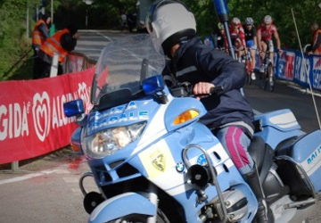 La Polizia di Stato accompagna La 105^ edizione del Giro d’Italia