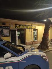 Pescara: Spaccata in Viale Vespucci