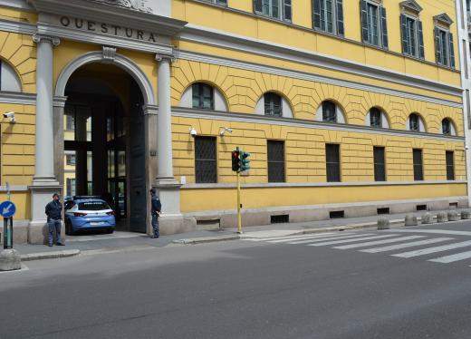 Milano, servizio straordinario della Polizia di Stato: arrestato rapinatore orologio di lusso